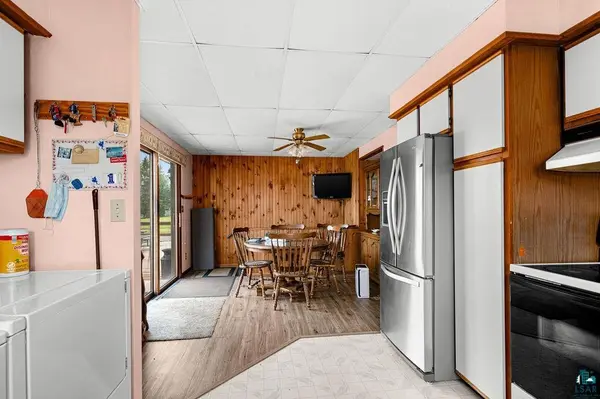 43 Garden Dr, Silver Bay, MN 55614