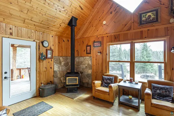 1736 N Grassy Rd, Ely, MN 55731