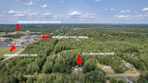 5275 Lavaque Jct Rd, Hermantown, MN 55811