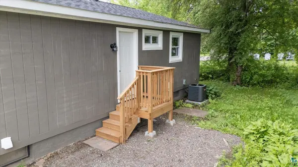 505 W Orange St, Duluth, MN 55811