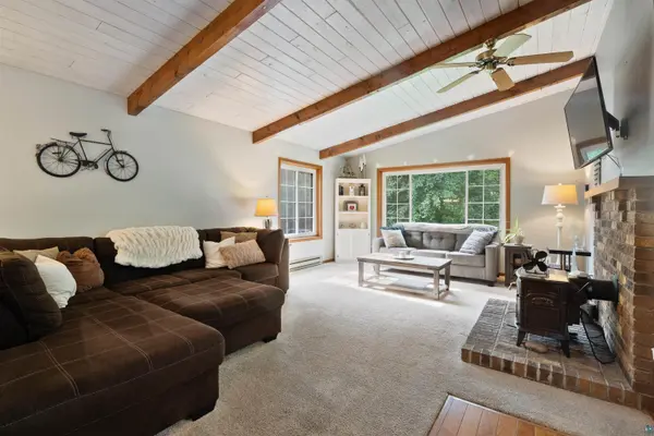 5665 Hagberg Rd, Hermantown, MN 55811