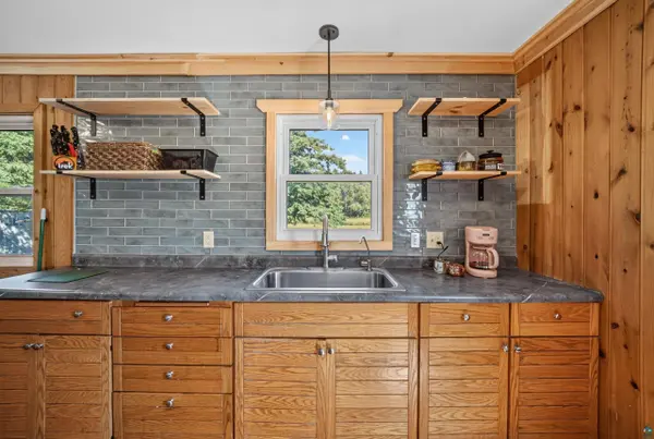 12559 E State Hwy 13, Maple, WI 54854