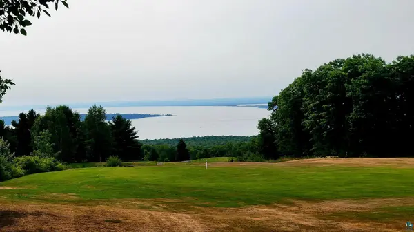 84xxx Raspberry Ln, Bayfield, WI 54814