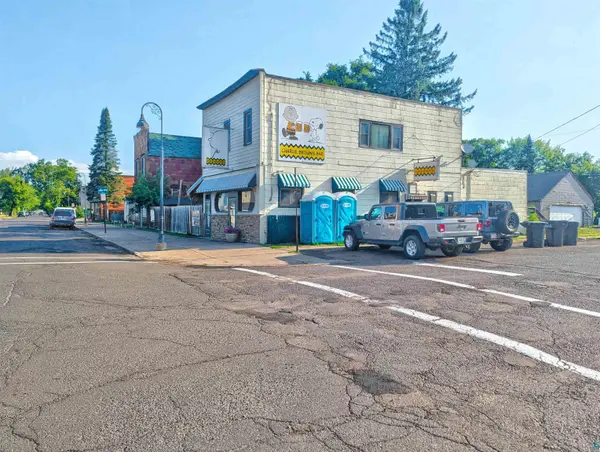 1828 Iowa Ave, Superior, WI 54880