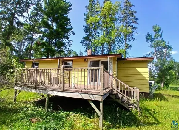 318 NW 2nd Ave, Cook, MN 55720