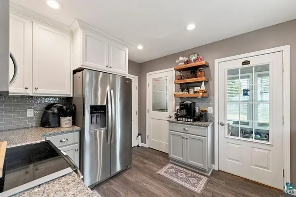 338 6th St, Cloquet, MN 55720