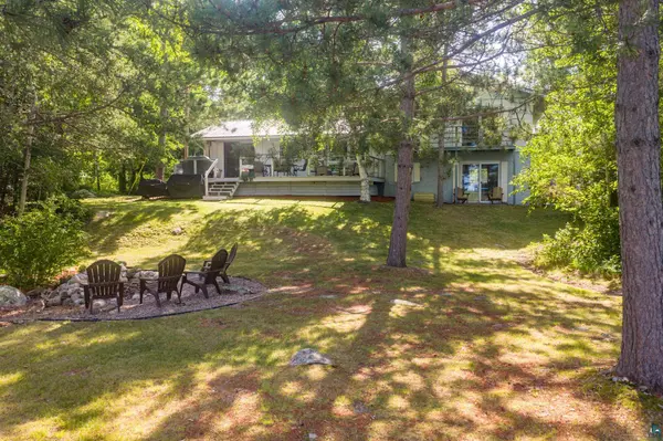 214 Cedar Ln, Ely, MN 55731