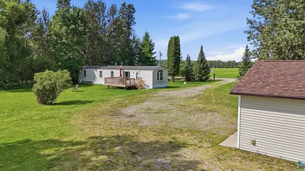 10062 Dart Rd, Meadowlands, MN 55765