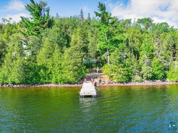 33 Anhorn Dr, Grand Marais, MN 55604