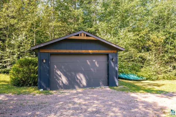 1593 Kane Lake Rd, Two Harbors, MN 55616