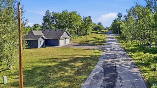 400 Jon Brown Dr, Moose Lake, MN 55767