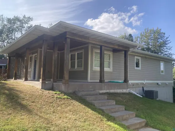 213 W Palm St #1, Duluth, MN 55811