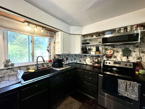 51 Aspen Ln, Babbitt, MN 55706