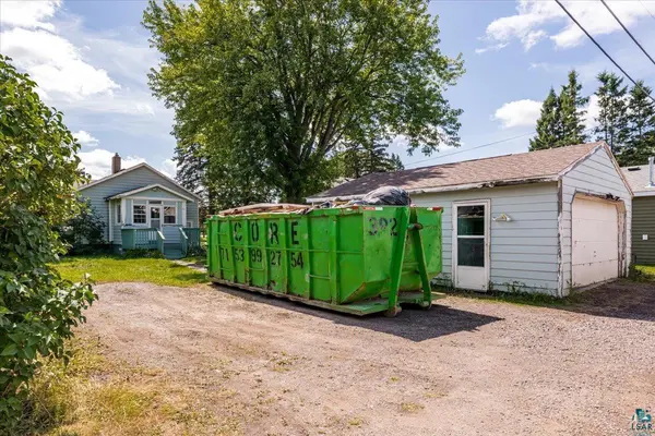 27 Oak St, Proctor, MN 55810