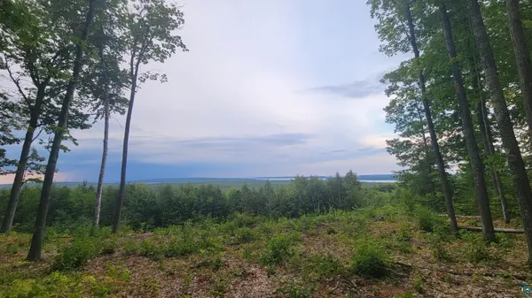 8855x Turner Rd, Bayfield, WI 54814