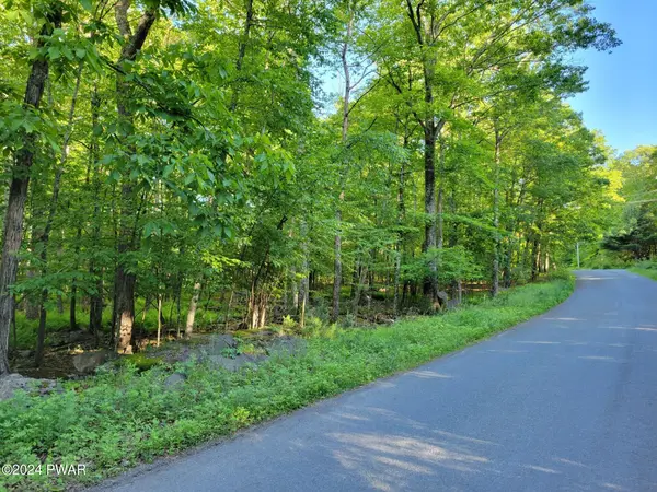 Lot 75 Waterforest DR, Dingmans Ferry, PA 18328