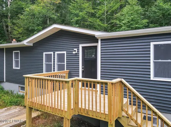 1431 Milford RD, Dingmans Ferry, PA 18328
