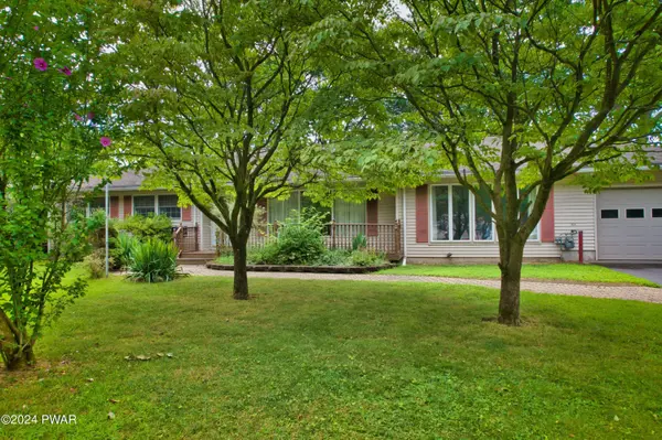 810 Avenue I, Matamoras, PA 18336