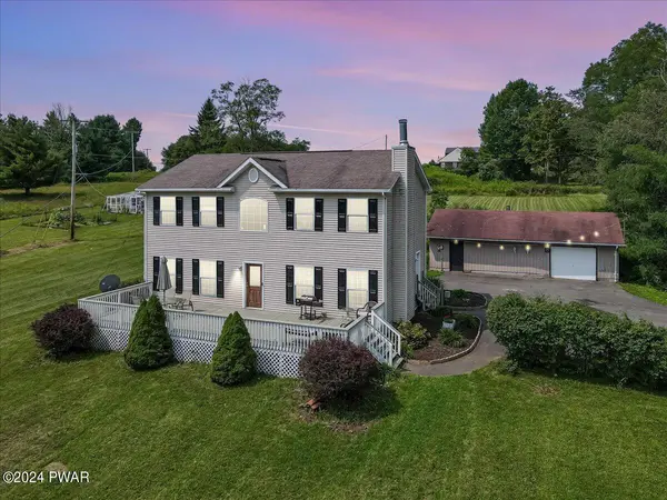 42 Fall Brook RD, Starlight, PA 18461