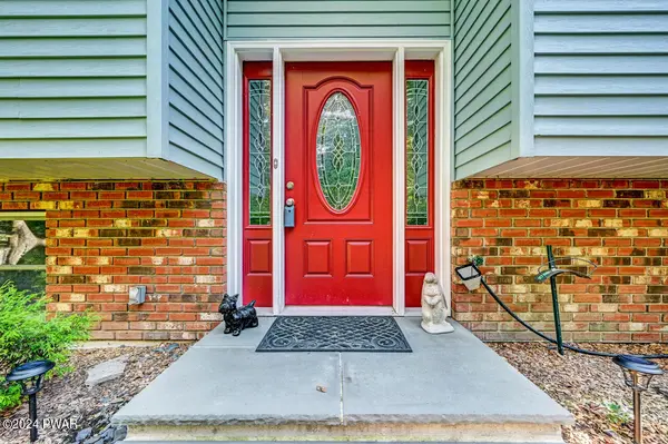 163 W Mulberry DR, Milford, PA 18337
