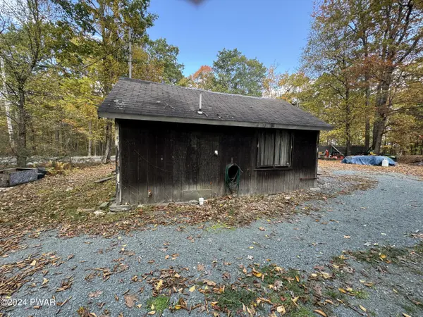 1029 Rt 739, Milford, PA 18337