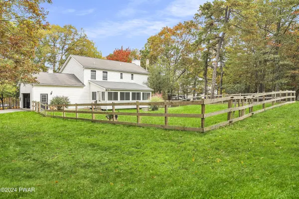 108 Plum LN, Milford, PA 18337