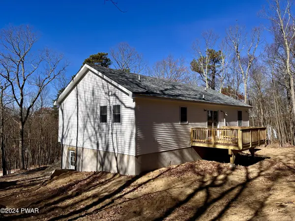 124 White Pine DR, Milford, PA 18337