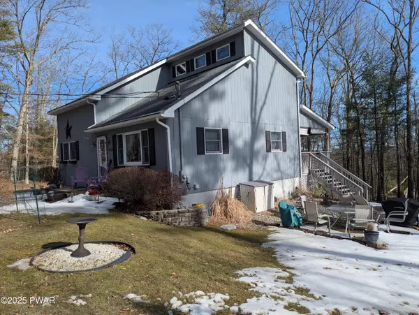 124 Vanauken Hill RD, Milford, PA 18337