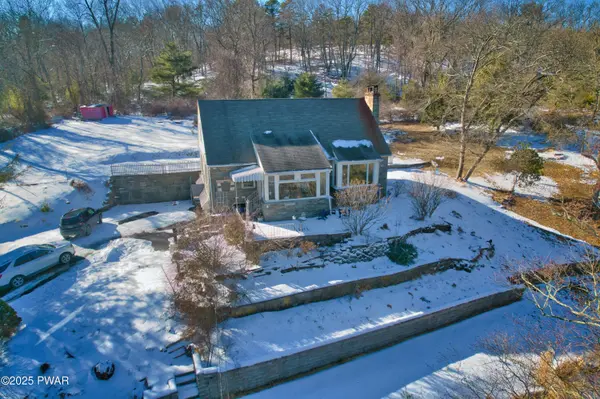 1268 Delaware DR, Matamoras, PA 18336
