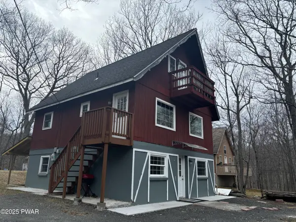122 Fairview DR, Dingmans Ferry, PA 18328