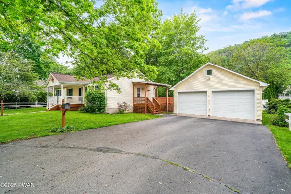 905 Avenue H, Matamoras, PA 18336