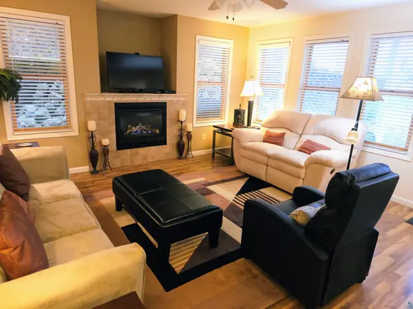 34 N 2nd St #1, Bayfield, WI 54814