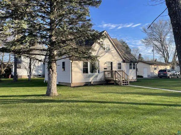1222 Main St E, Ashland, WI 54806