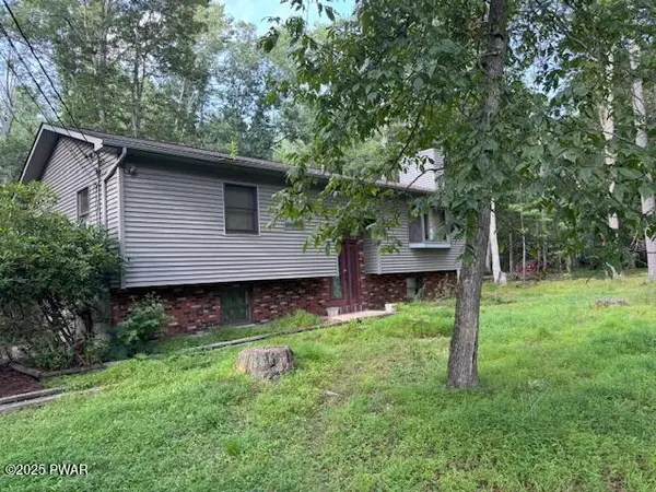 106 Quinn TER, Milford, PA 18337
