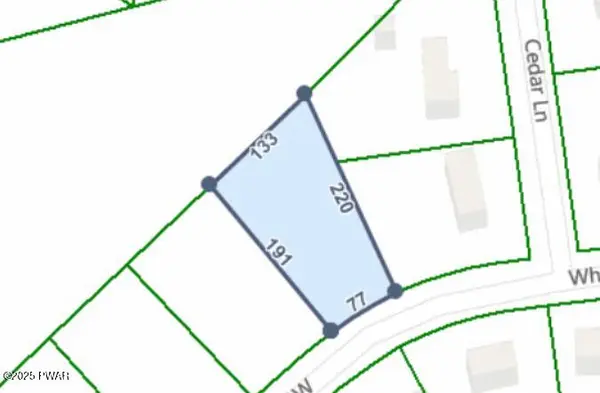 E White Oak DR, Tannersville, PA 18372