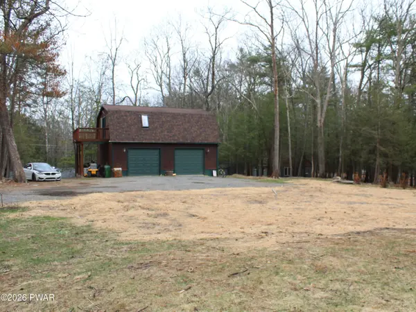 Address not disclosed, Lakeville, PA 18438