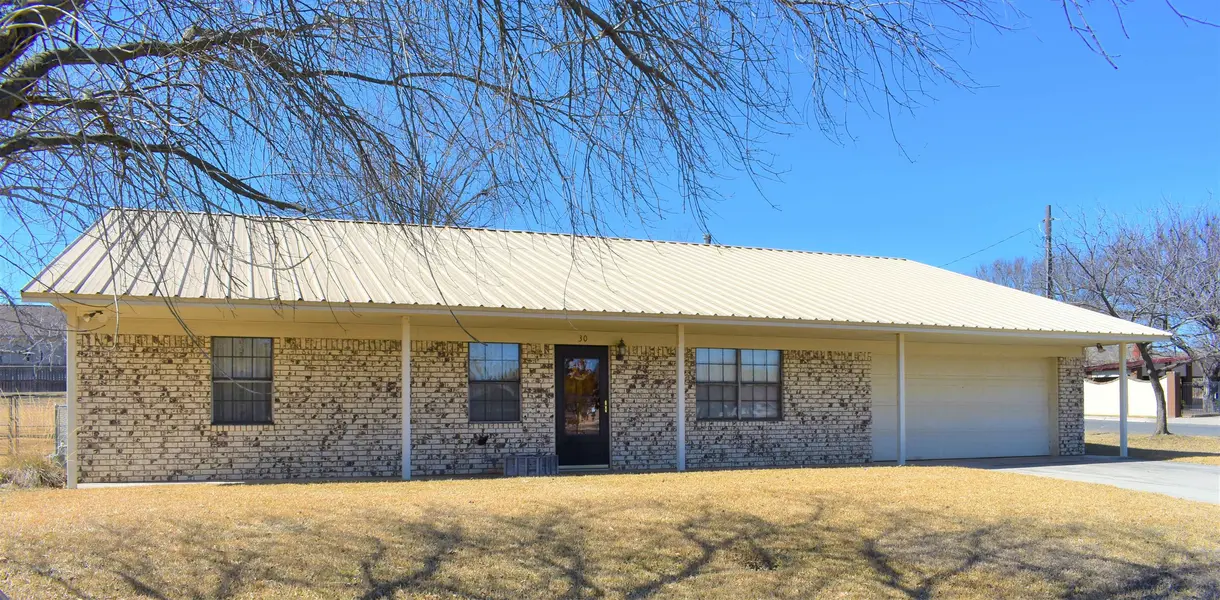 30 Castleberry St, Lampasas, TX 76550