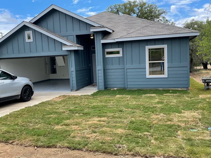 136 Oakhill, Granite Shoals, TX 78654