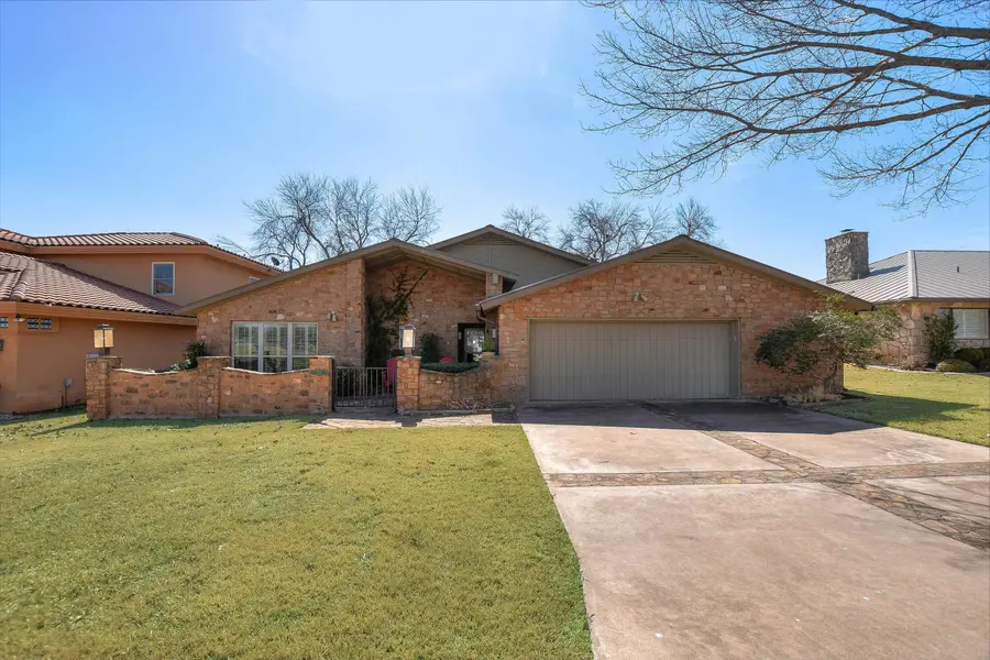203 Longhorn, Horseshoe Bay, TX 78657