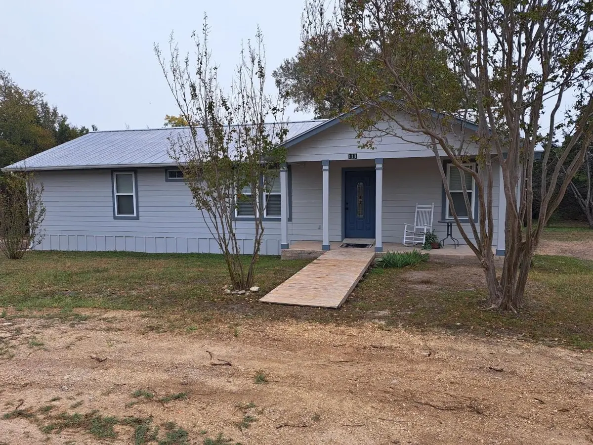 111 Hillview LN, Burnet, TX 78611-0000