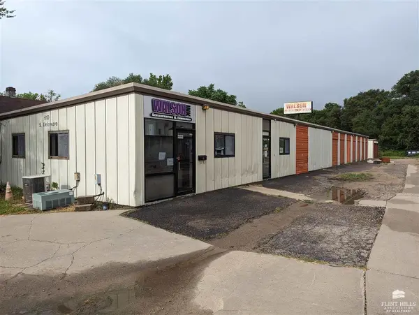 610 S Delaware AVE, Manhattan, KS 66502