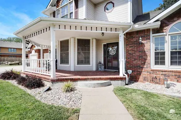 611 Hawthorne CIR, Junction City, KS 66441