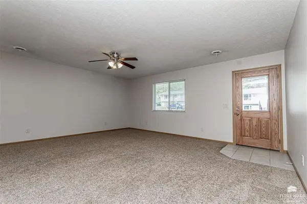 619 Jerry DR, Junction City, KS 66441