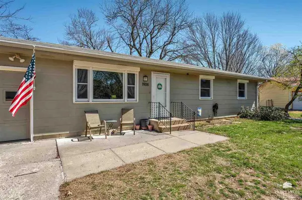 1908 Tulip TER, Manhattan, KS 66502