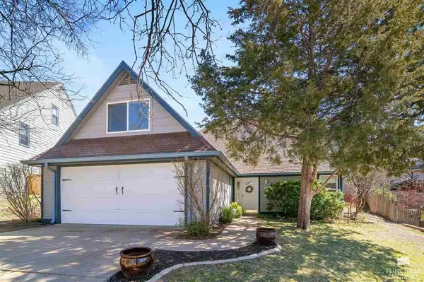 1821 Concord LN, Manhattan, KS 66503