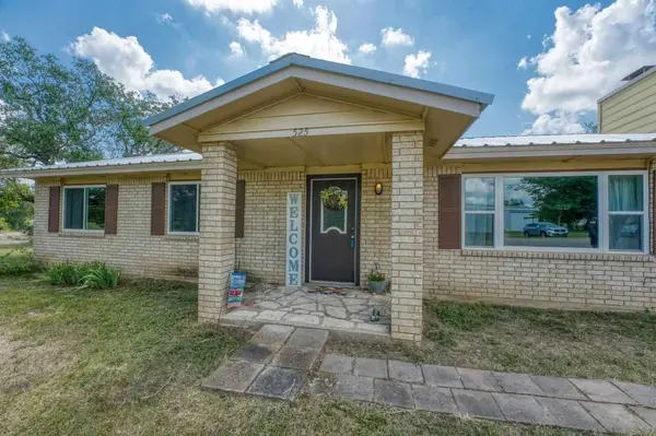 525 N Grange ST, Bertram, TX 78605