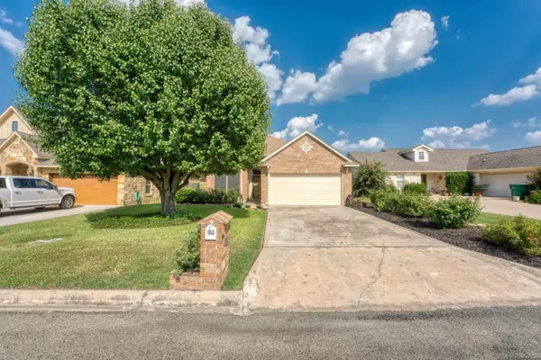 129 Marion ST, Meadowlakes, TX 78654