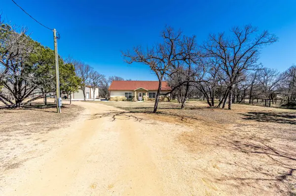 118 Western DR, Kingsland, TX 78639