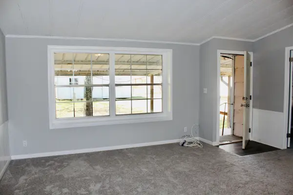 200 Black Rock DR, Buchanan Dam, TX 78609-4472