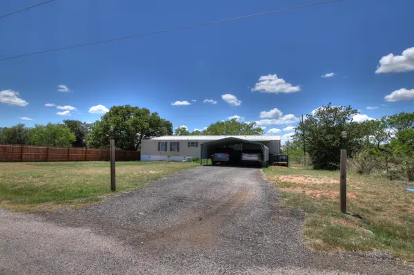 1253 Hi Line, Buchanan Dam, TX 78609